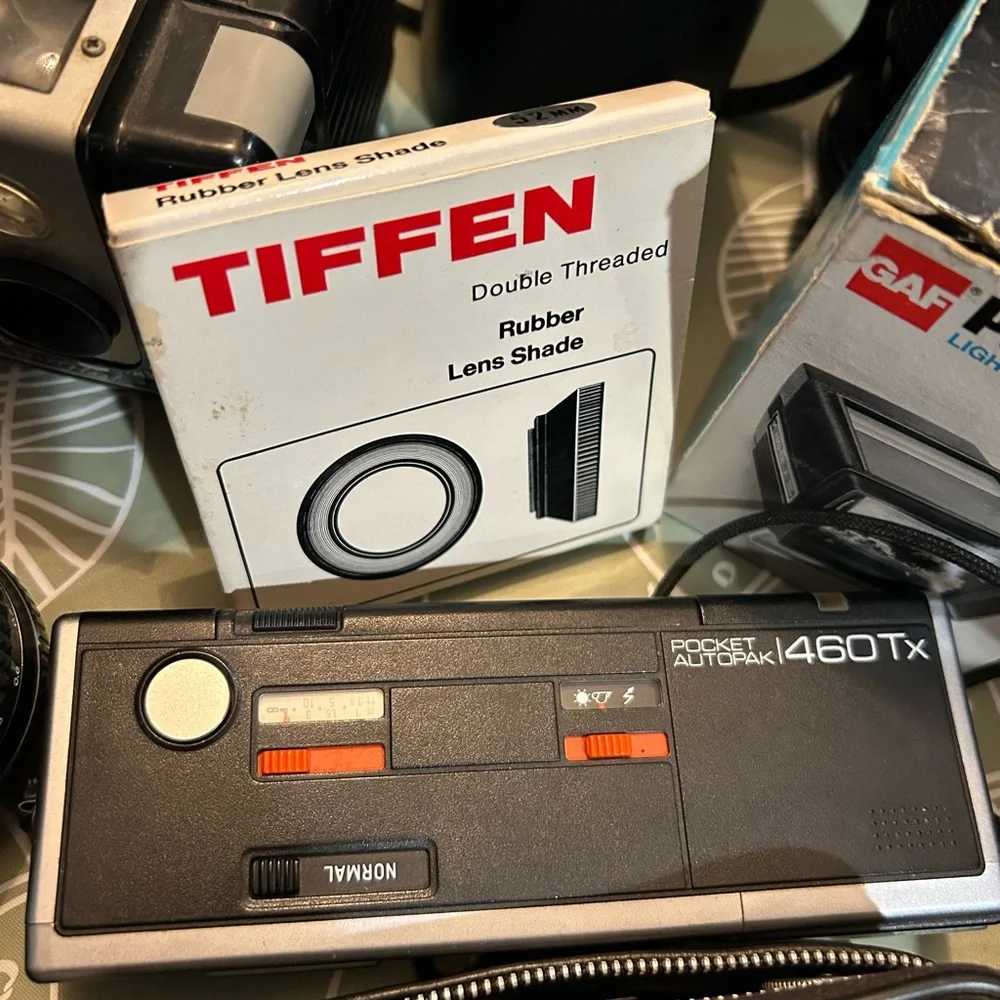 Vintage Black Lens Adapter plus tons of‎ extras